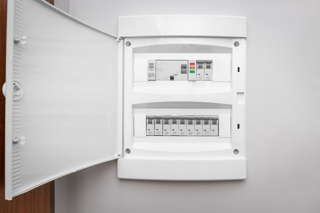 Über­spannungs­schutz bei Elektro-Schandert in Zahna-Elster