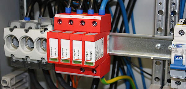 Über­spannungs­schutz bei Elektro-Schandert in Zahna-Elster